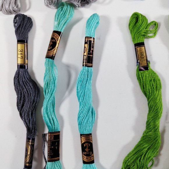 DMC & Anchor Mixed Lot of 20 Embroidery Cotton Floss Blues Green Grays - Picture 5 of 5